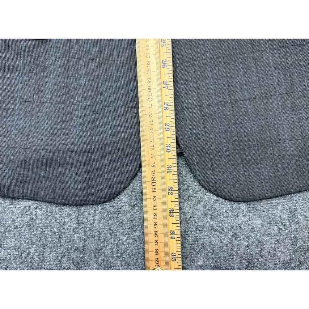 Vintage Burberrys Mens 46 Gray Blue Plaid 100% Wool Blazer Sport Coat
